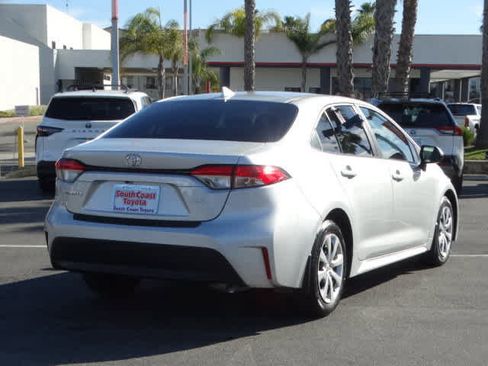 Used 2025 Toyota Corolla LE image 13