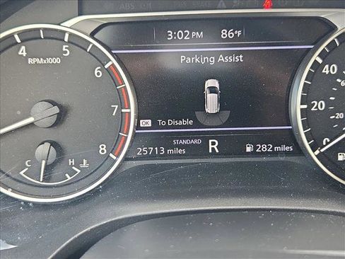 Used 2025 Nissan Rogue SV image 11