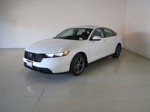 Used 2023 Honda Accord EX image 1