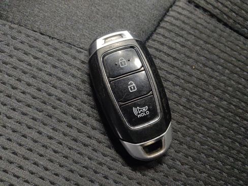 Used 2020 Hyundai Santa Fe SEL FWD image 32