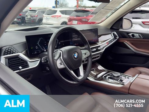 Used 2025 BMW X7 xDrive40i image 10