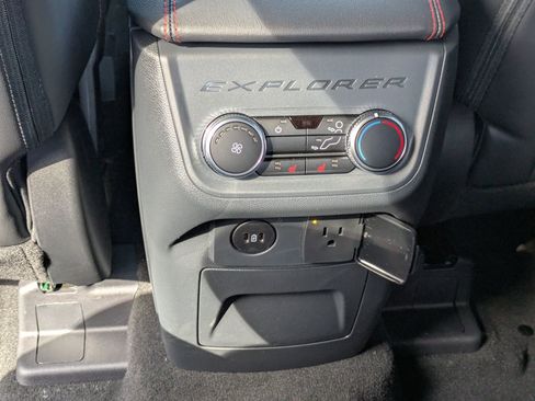 New 2026 Ford Explorer ST-Line w/ ST-Line Street Pack image 29