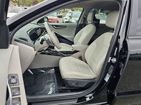 Certified 2023 Kia Niro Wind w/ Wind Preserve Package FWD image 20