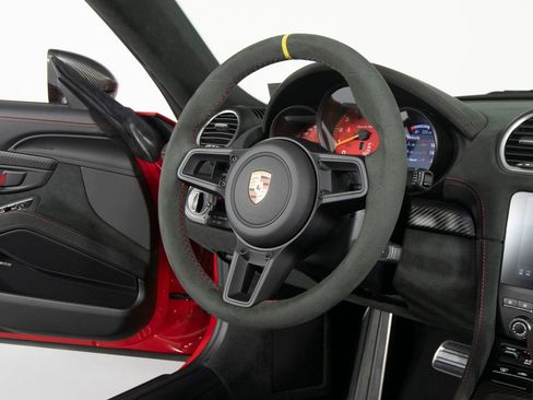 Certified 2025 Porsche 718 Boxster Spyder RS RWD image 37