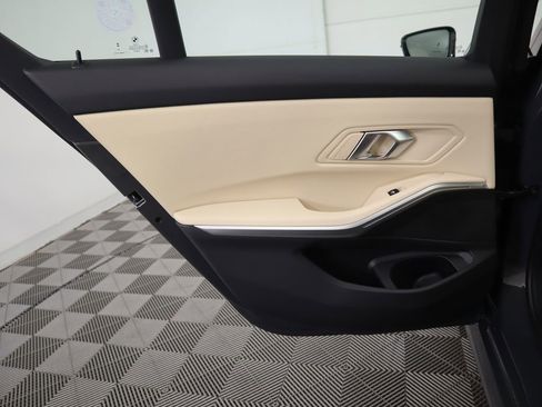 New 2026 BMW 330i Sedan w/ M Sport Package image 27