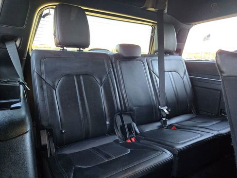 Used 2021 Ford Expedition Limited RWD image 24