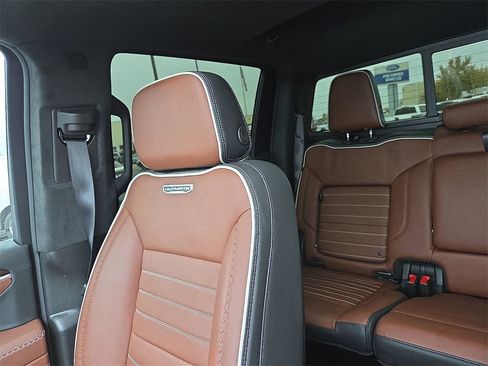 Used 2025 GMC Sierra 1500 Denali Ultimate image 28
