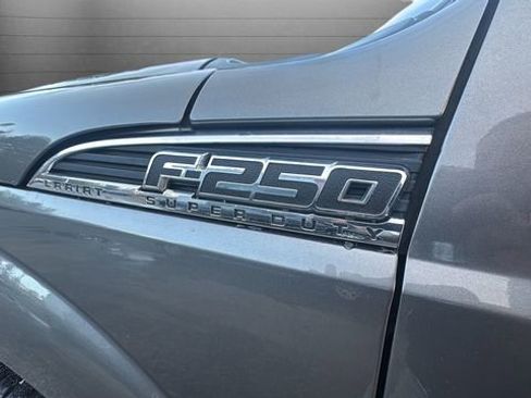 Used 2014 Ford F250 Lariat w/ Lariat Interior Package image 10