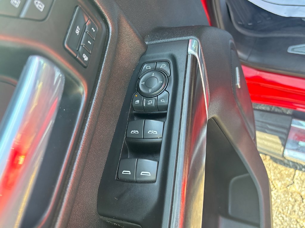 Used 2022 GMC Sierra 2500 SLT w/ SLT Preferred Package AWD/4WD image 29