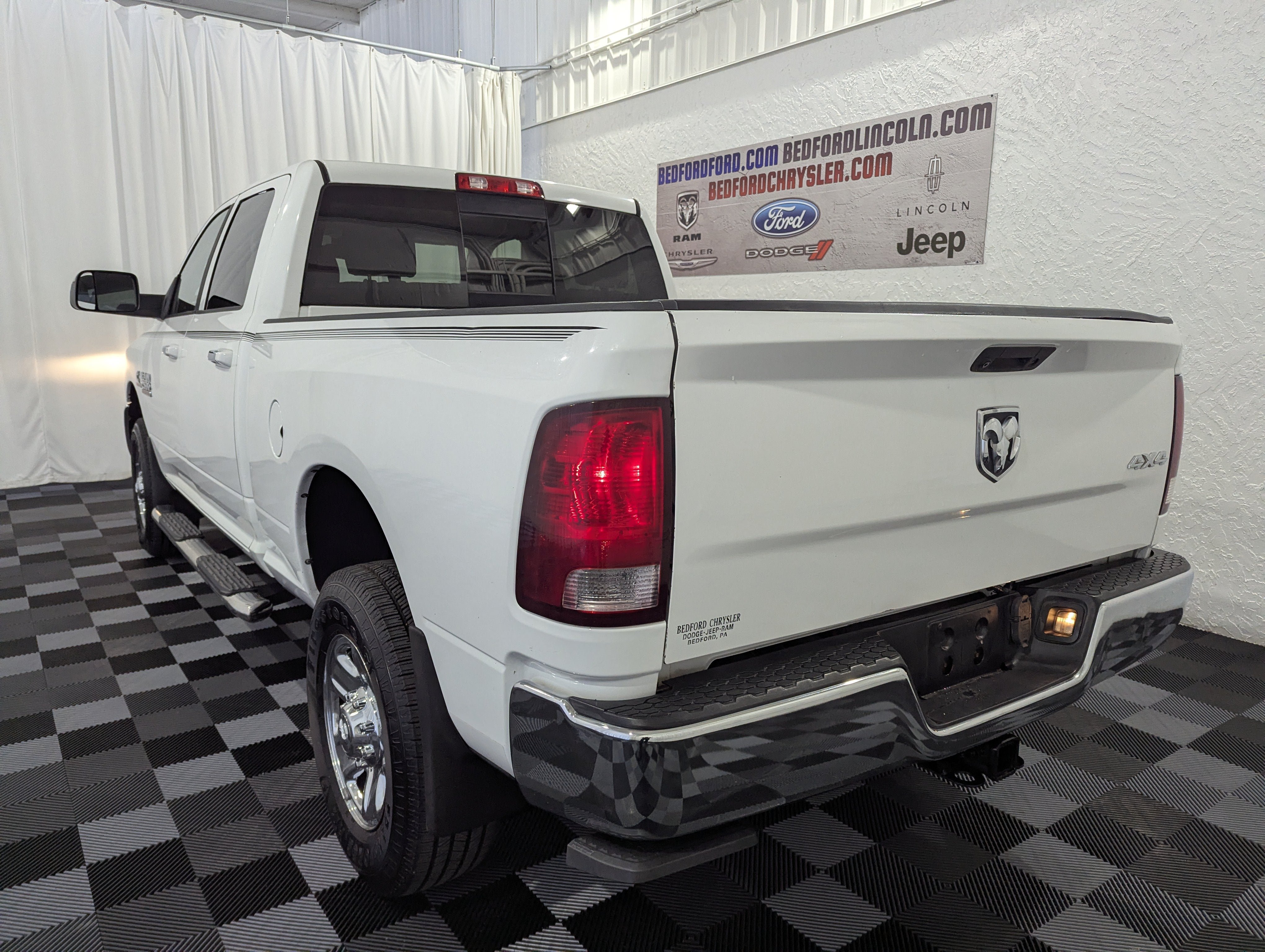 Used 2015 RAM 2500 SLT AWD/4WD image 13