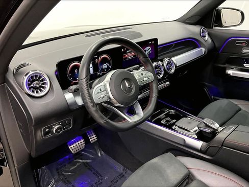Certified 2023 Mercedes-Benz GLB 250 image 18