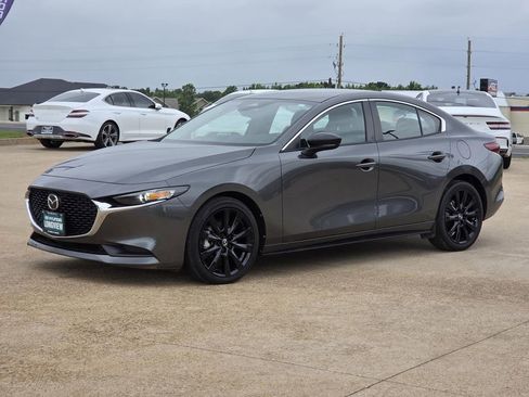 Used 2024 MAZDA MAZDA3 s FWD image 3