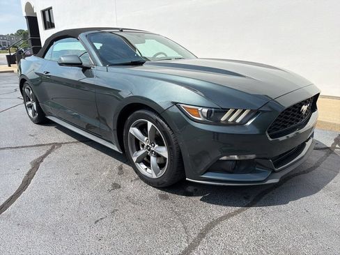 Used 2015 Ford Mustang Convertible w/ Equipment Group 051A RWD image 49