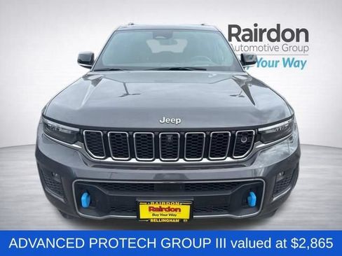 Used 2023 Jeep Grand Cherokee Overland w/ Advanced Protech Group III AWD/4WD image 2