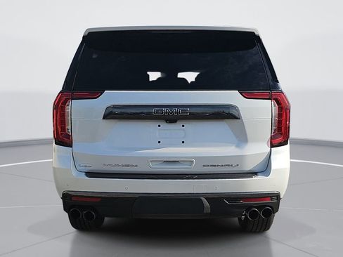 Certified 2023 GMC Yukon XL Denali Ultimate w/ LPO, Floor Liner Package AWD/4WD image 5