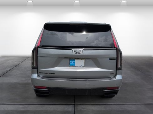 Used 2023 Cadillac Escalade ESV Sport Platinum w/ LPO, ONYX Package AWD/4WD image 7