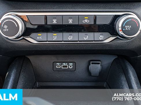 Used 2025 Nissan Altima 2.5 SV FWD image 38