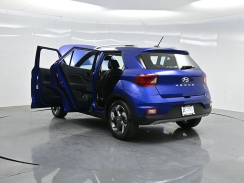 Used 2023 Hyundai Venue Limited w/ Cargo Package image 43