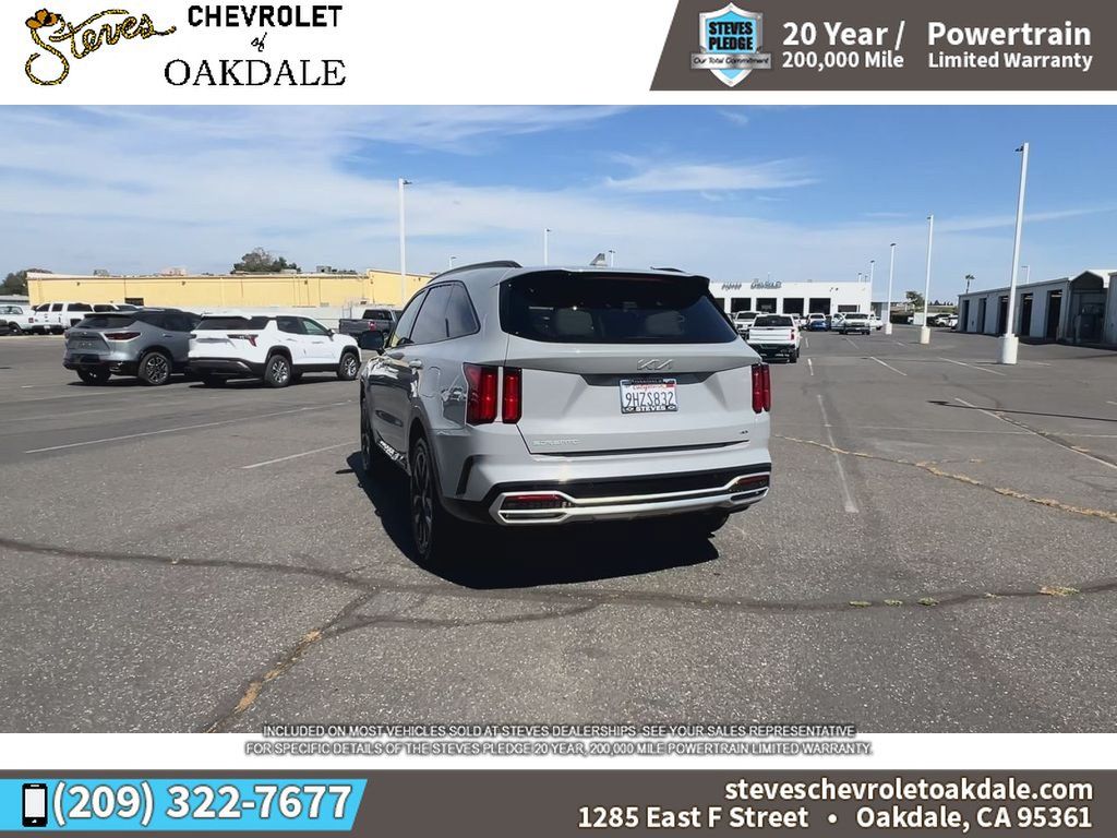 Used 2023 Kia Sorento SX AWD/4WD image 10