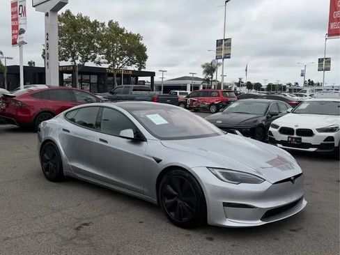 Used 2025 Tesla Model S AWD/4WD image 2