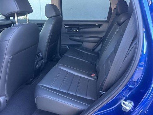 Used 2025 Honda CR-V EX-L image 10