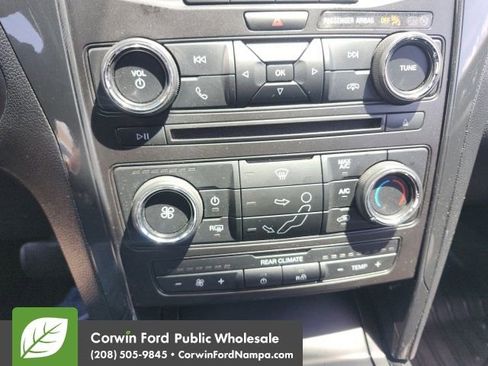 Used 2017 Ford Explorer XLT AWD/4WD image 23