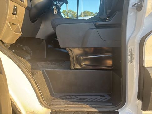 Used 2024 Ford Transit 250 Low Roof w/ Exterior Upgrade Package image 36