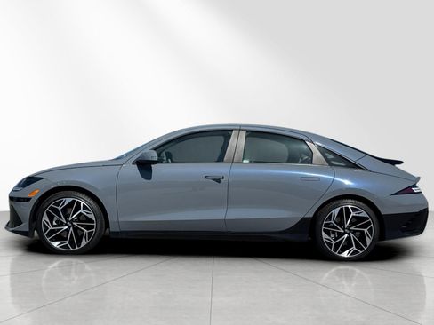 Used 2024 Hyundai Ioniq 6 SEL RWD image 7