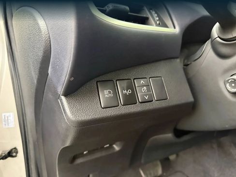 Used 2018 Toyota Mirai image 16