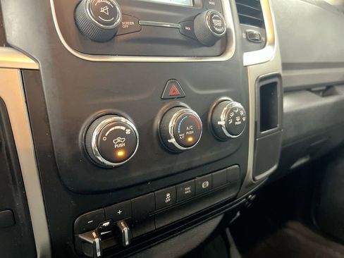 Used 2014 RAM 2500 SLT AWD/4WD image 10
