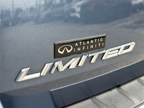 Used 2020 Ford Explorer Limited image 17