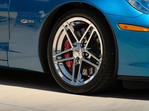 Used 2008 Chevrolet Corvette Z06 w/ Preferred Equipment Group RWD image 32