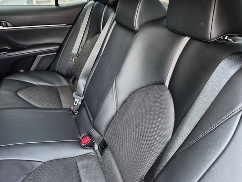 Used 2023 Toyota Camry XSE FWD image 28