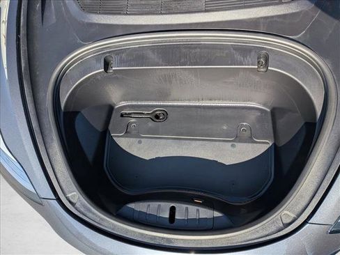 Used 2020 Tesla Model 3 Standard Range Plus image 25