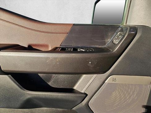 Certified 2022 Ford F150 Lariat w/ Equipment Group 502A High image 8