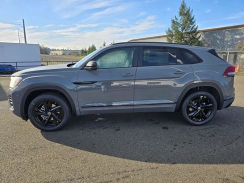 New 2026 Volkswagen Atlas Cross Sport SEL R-Line AWD/4WD image 6