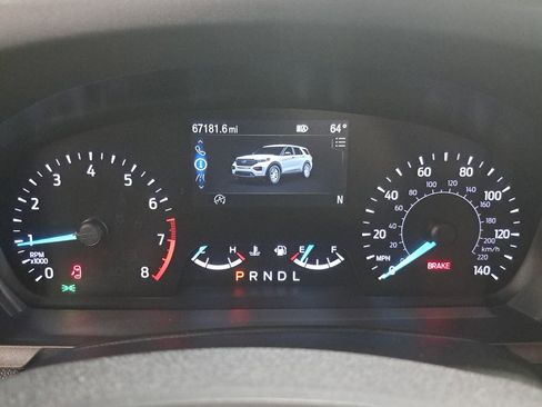 Used 2022 Ford Explorer Base w/ Class IV Trailer Tow Package image 22