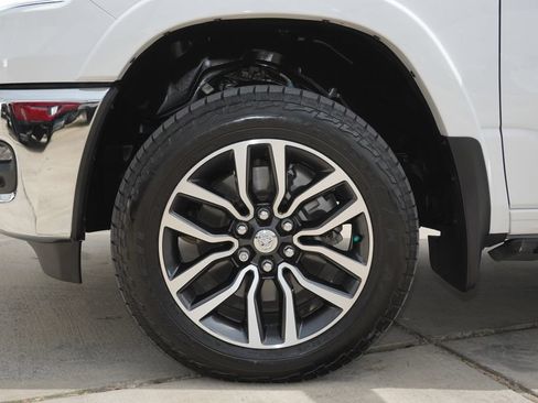Used 2025 RAM 1500 Limited w/ Off Road Group AWD/4WD image 12