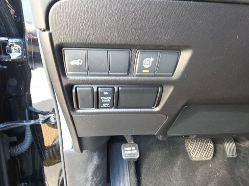 Used 2021 Nissan Armada SV w/ SV Appearance Package image 15