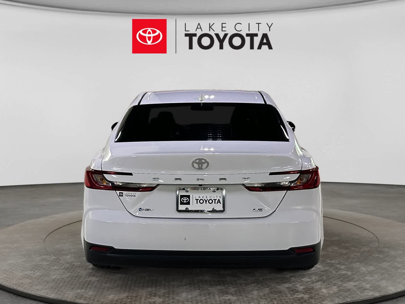 Used 2026 Toyota Camry LE FWD image 7
