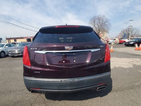 Used 2017 Cadillac XT5 Luxury w/ Driver Awareness Package AWD/4WD image 4