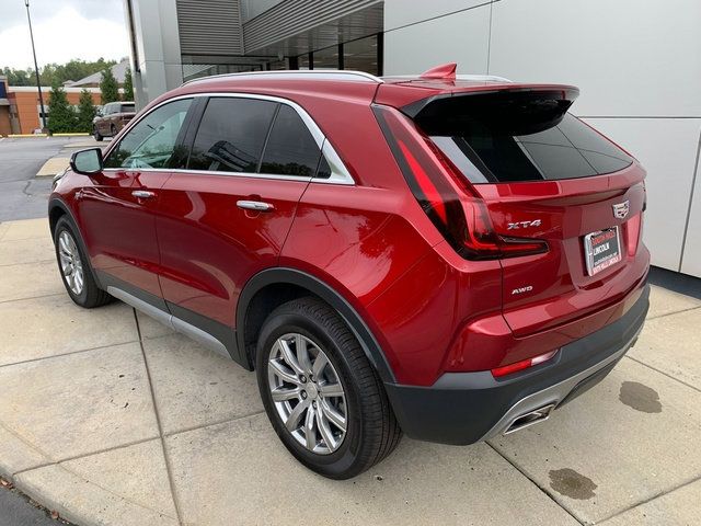Used 2023 Cadillac XT4 Premium Luxury w/ Cold Weather Package AWD/4WD image 3