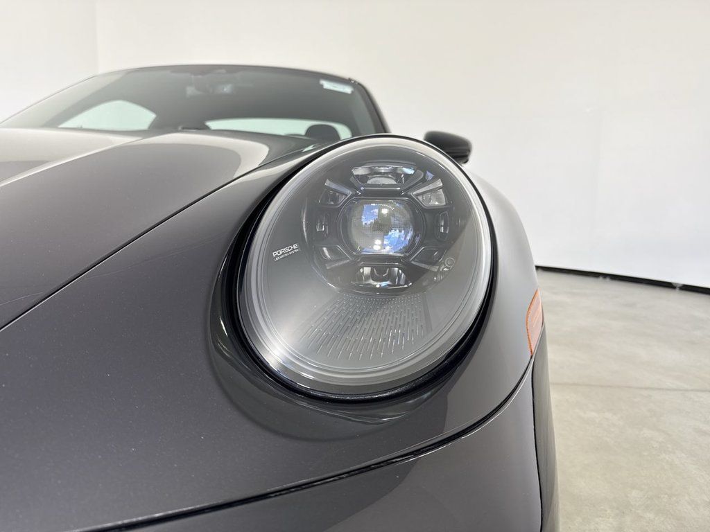 Certified 2024 Porsche 911 Carrera GTS RWD image 11