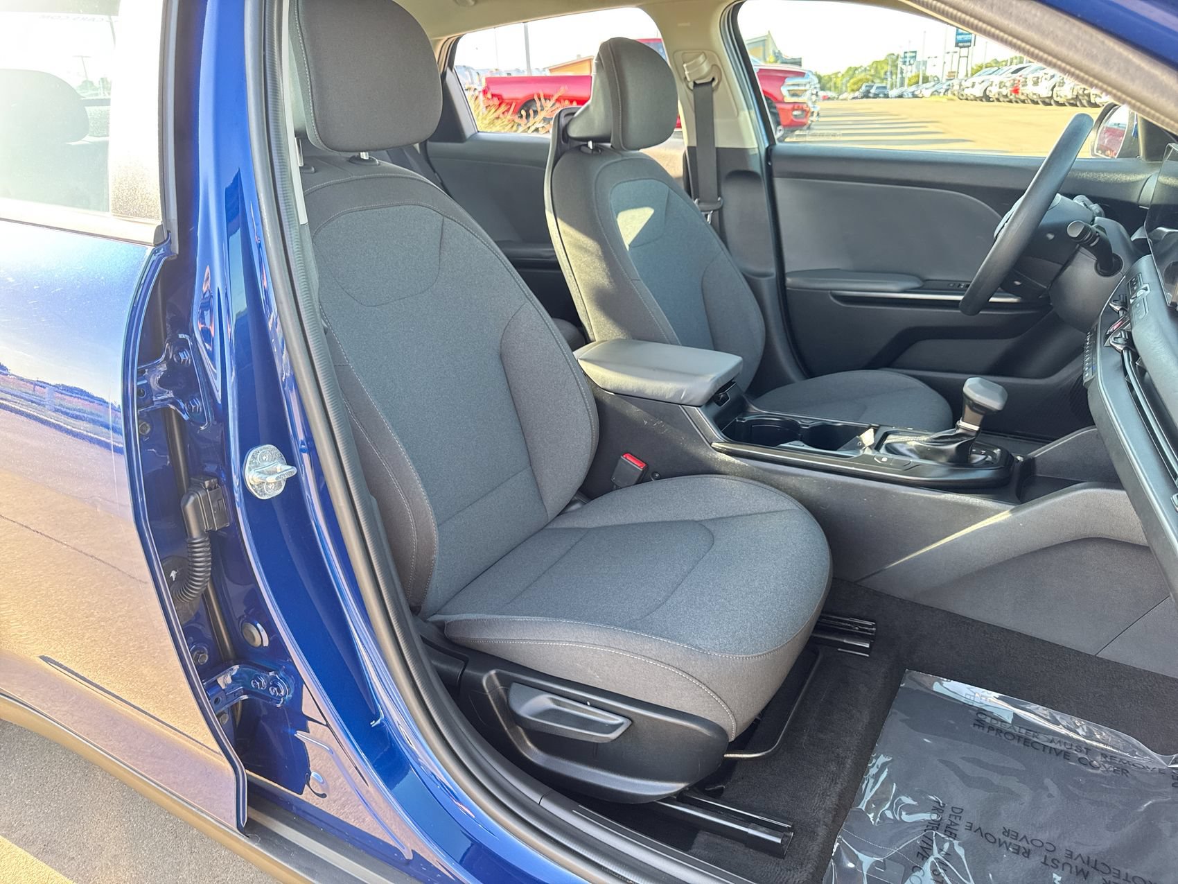 Used 2025 Kia K4 FWD image 23