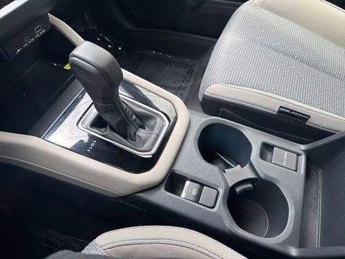Certified 2025 Subaru Forester Premium AWD/4WD image 16