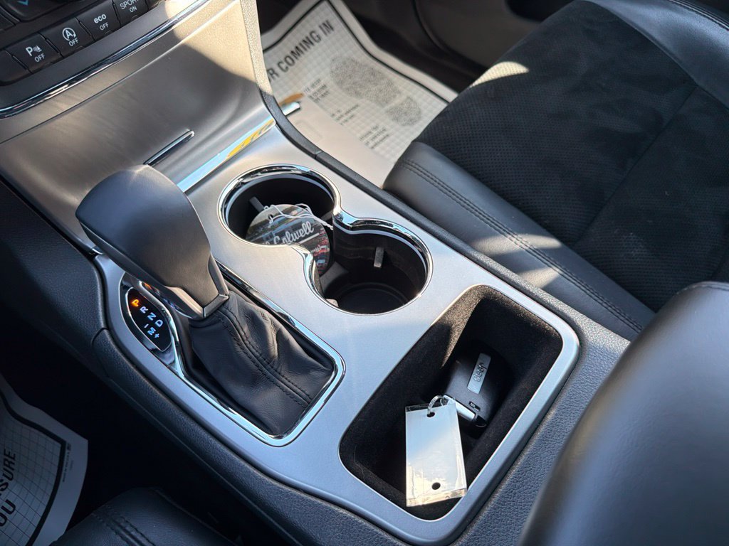 Used 2018 Jeep Grand Cherokee Altitude AWD/4WD image 21