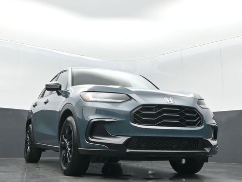 Certified 2026 Honda HR-V Sport image 5