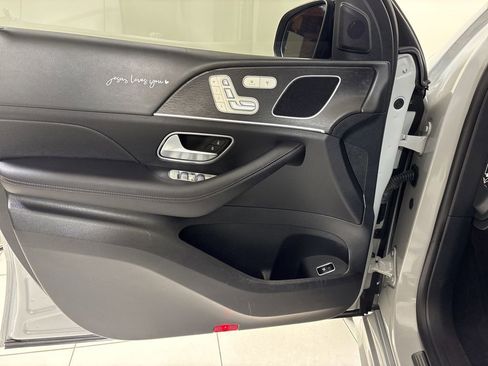 Used 2025 Mercedes-Benz GLE 450 4MATIC Coupe image 16