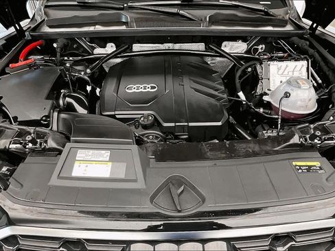 Used 2025 Audi Q5 2.0T Premium Plus w/ Premium Plus Package image 29