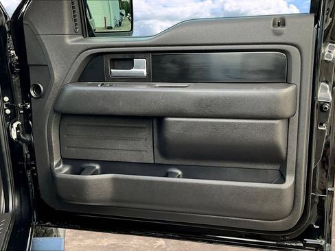 Used 2014 Ford F150 FX4 w/ FX Appearance Package AWD/4WD image 26
